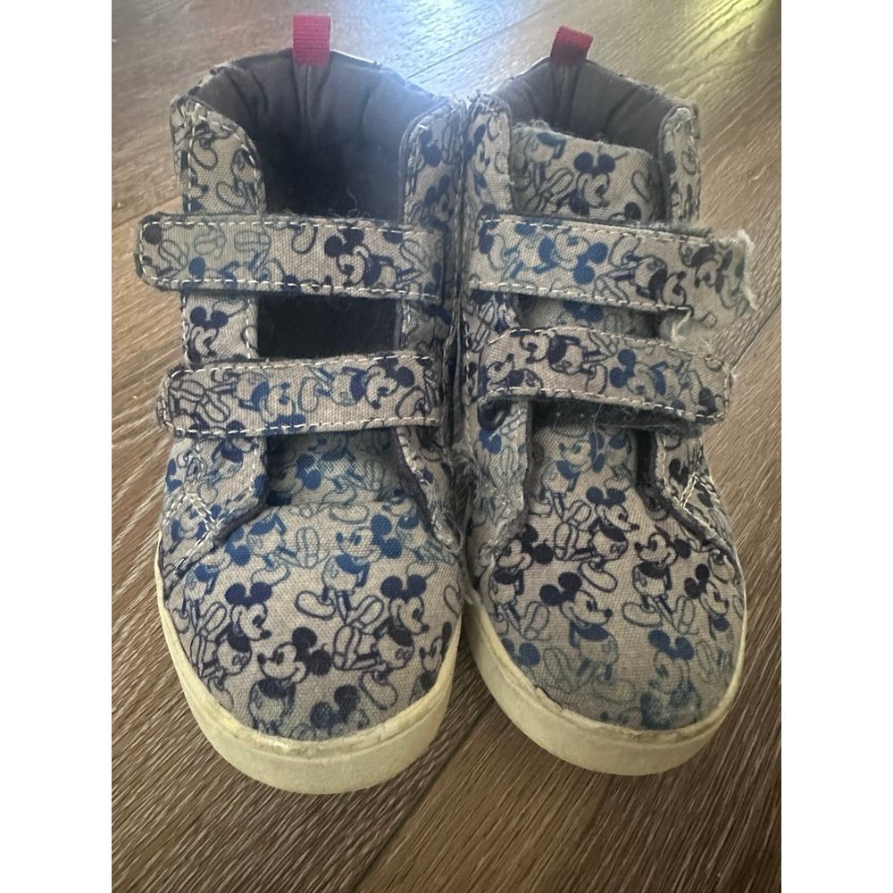 Gap kids Mickey Mouse high top tennis shoes sz 10